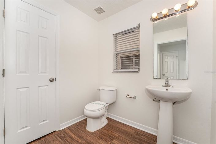 Image No.10-5 Bed House for sale