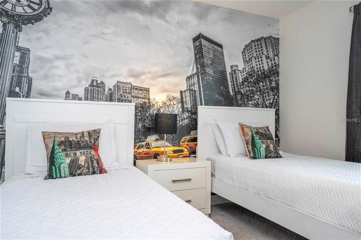 Image No.26-4 Bed Townhouse for sale