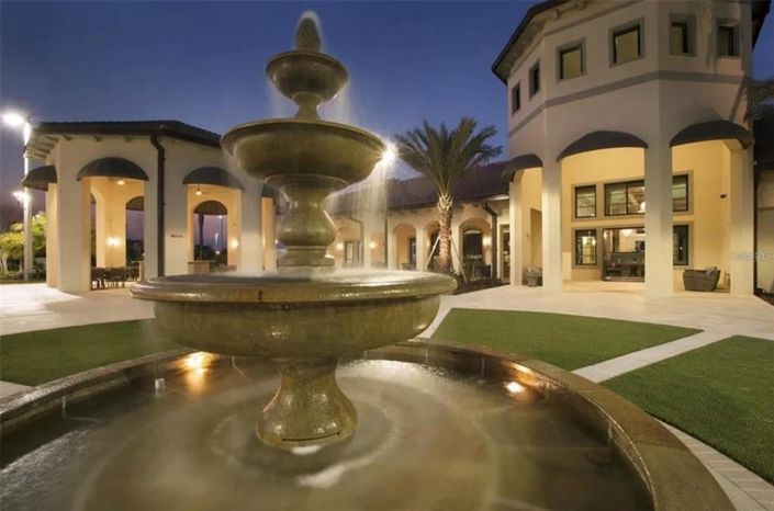 Image No.30-4 Bed Townhouse for sale