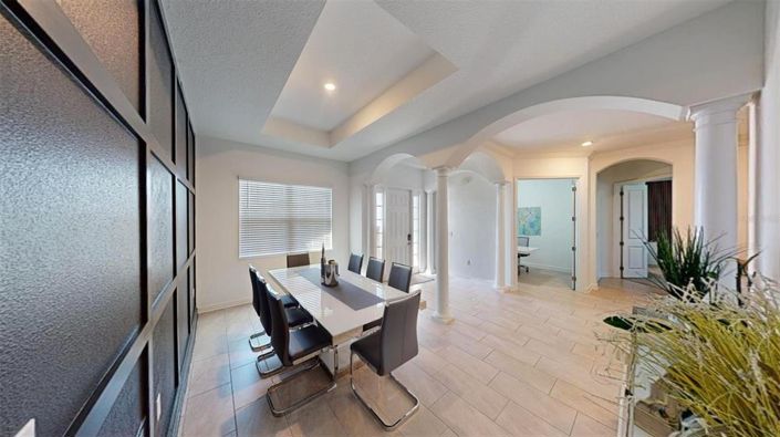 Image No.10-4 Bed Property for sale