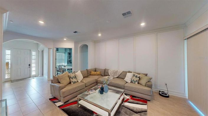 Image No.3-4 Bed Property for sale