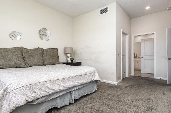 Image No.24-2 Bed Property for sale