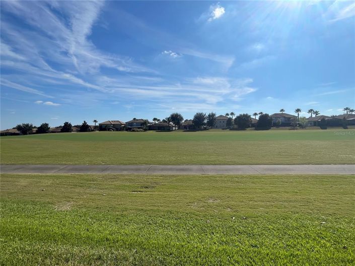 Image No.28-2 Bed Property for sale