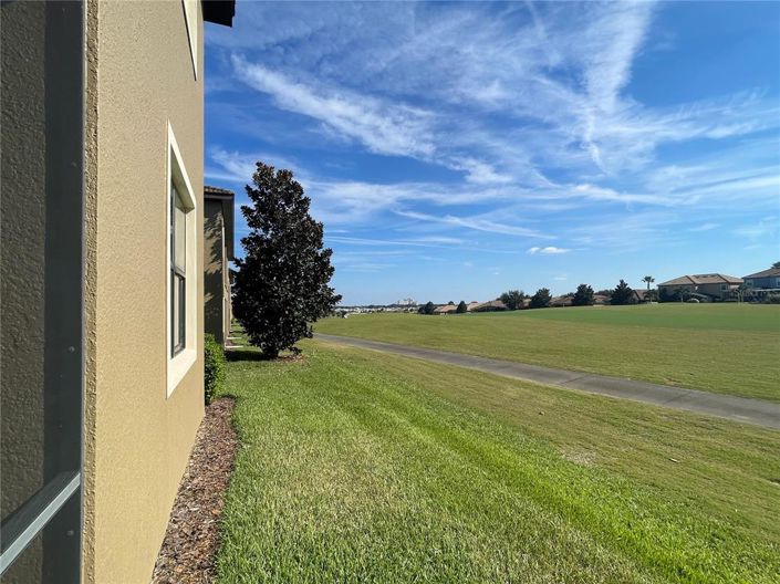 Image No.30-2 Bed Property for sale