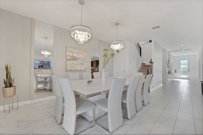 Image No.16-8 Bed Property for sale