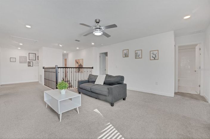 Image No.28-8 Bed House for sale