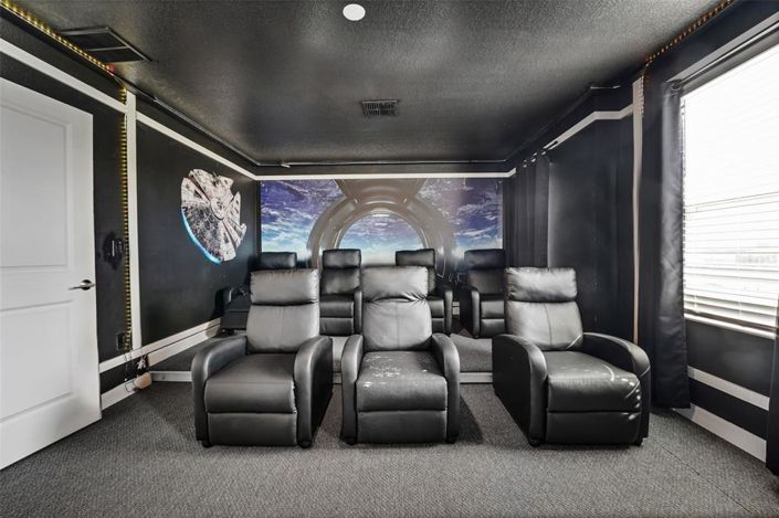 Image No.33-8 Bed House for sale