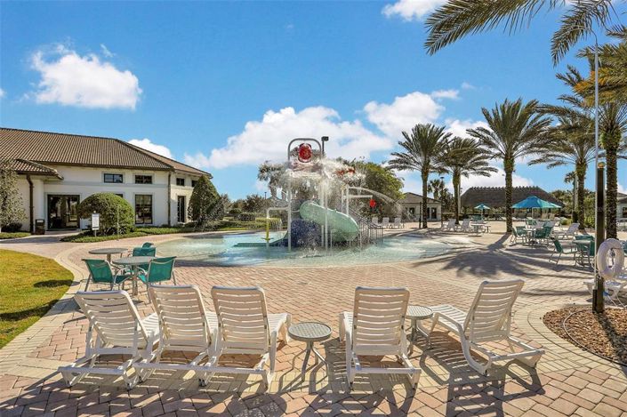 Image No.56-8 Bed House for sale