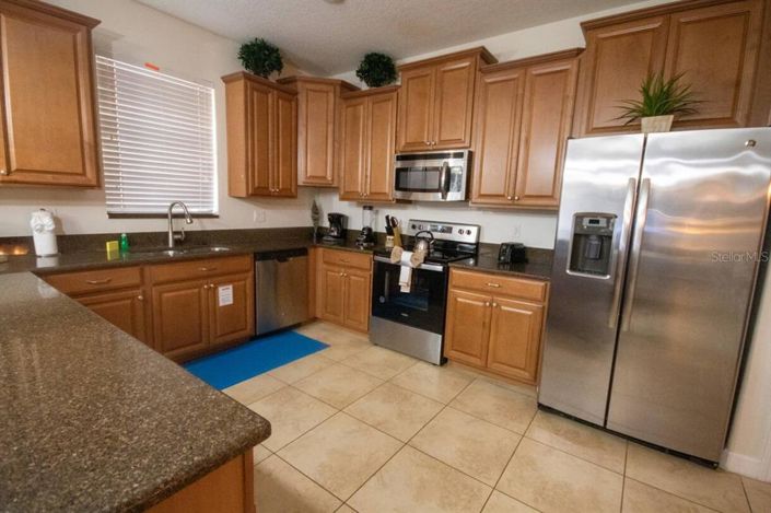 Image No.10-6 Bed House for sale