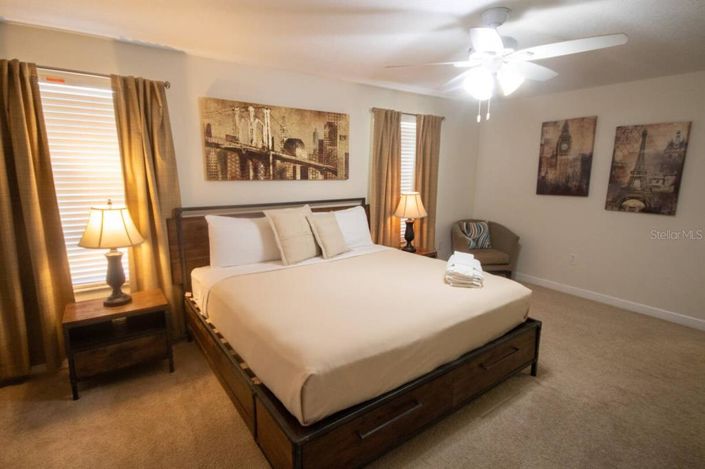 Image No.25-6 Bed House for sale