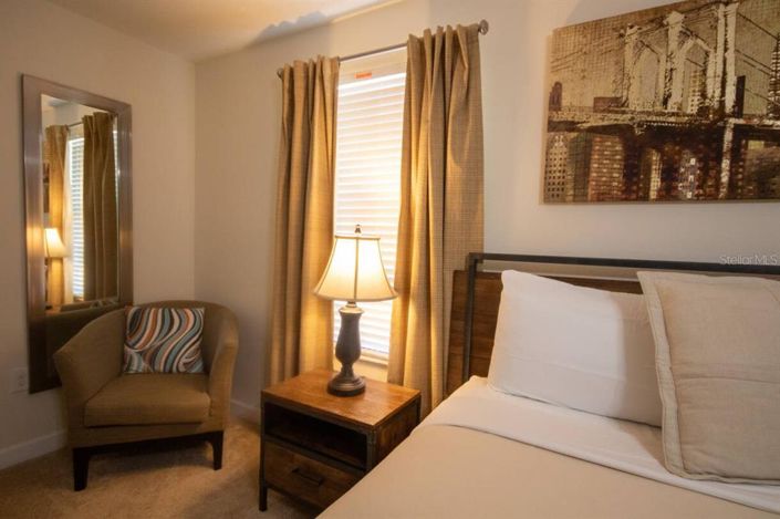 Image No.26-6 Bed House for sale