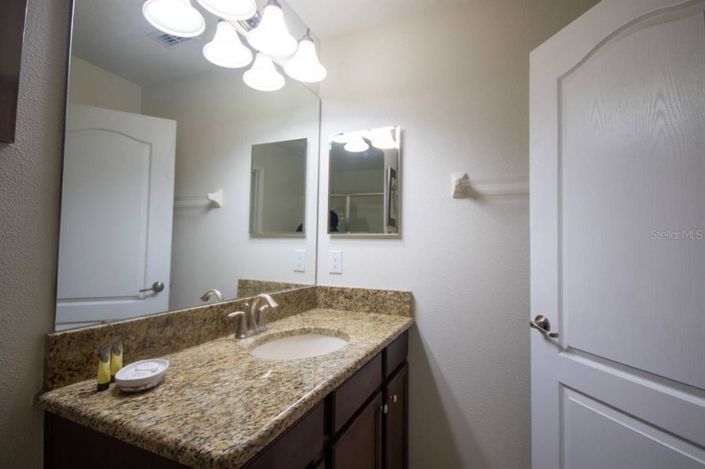 Image No.51-6 Bed House for sale