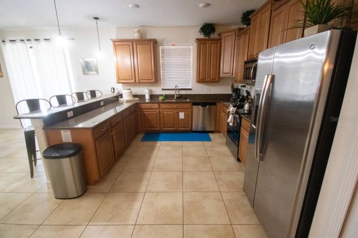 Image No.9-6 Bed House for sale