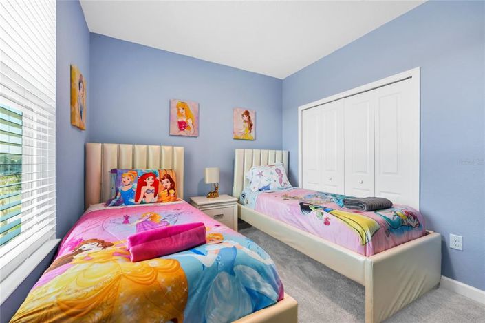 Image No.33-6 Bed House for sale