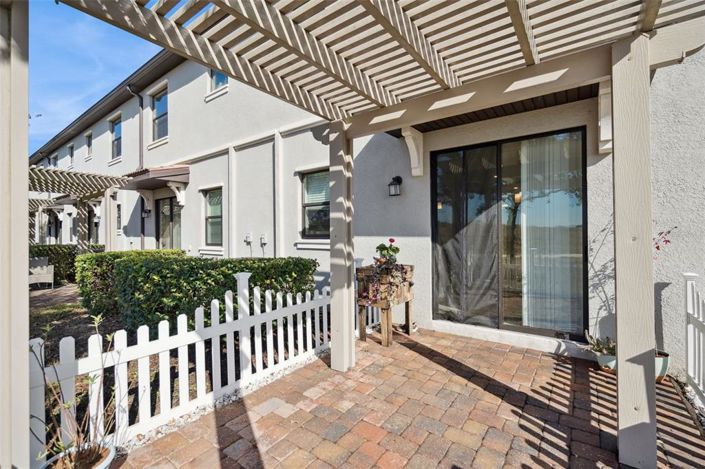 Image No.21-3 Bed Townhouse for sale