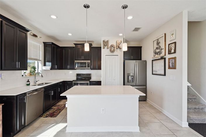 Image No.4-3 Bed Townhouse for sale