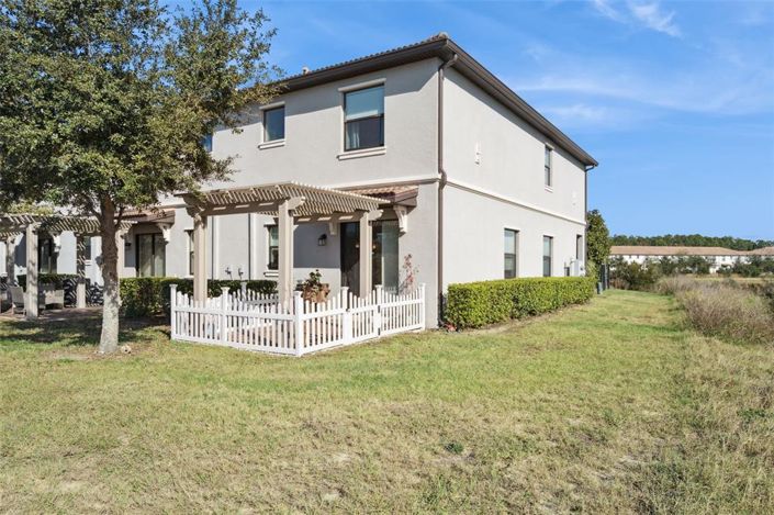 Image No.52-3 Bed Townhouse for sale