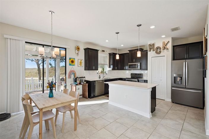 Image No.6-3 Bed Townhouse for sale