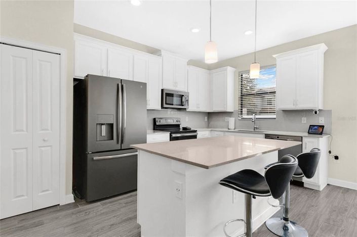 Image No.11-3 Bed Townhouse for sale