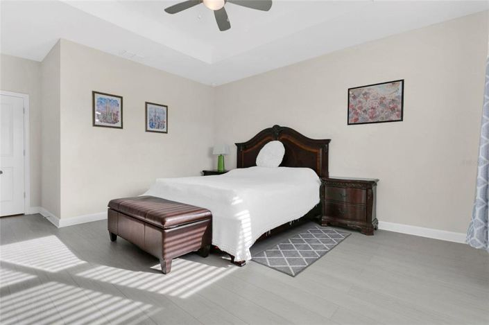 Image No.15-3 Bed Townhouse for sale