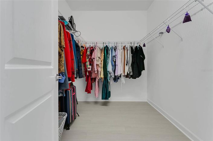 Image No.18-3 Bed Townhouse for sale