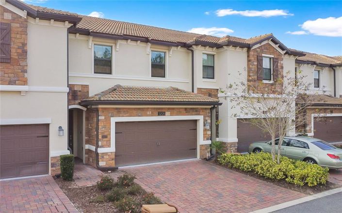 Image No.2-3 Bed Townhouse for sale