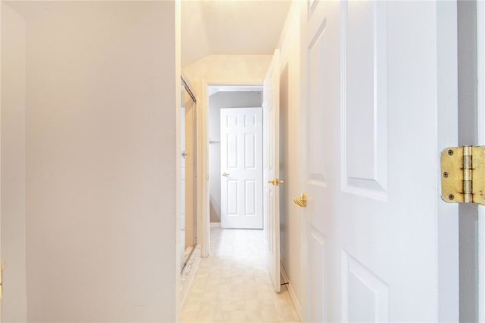 Image No.32-5 Bed Property for sale