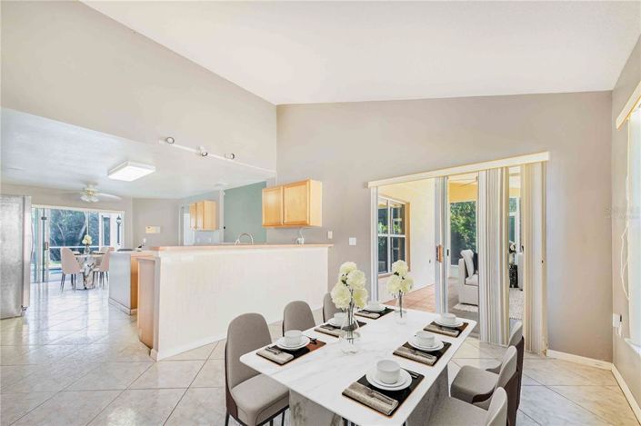 Image No.42-5 Bed Property for sale