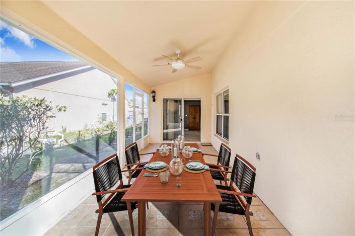 Image No.45-5 Bed Property for sale