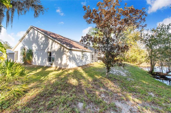 Image No.50-5 Bed Property for sale