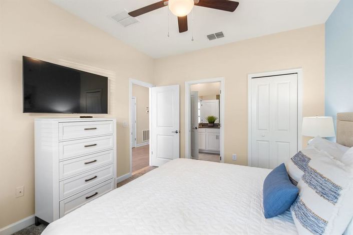 Image No.31-7 Bed House for sale