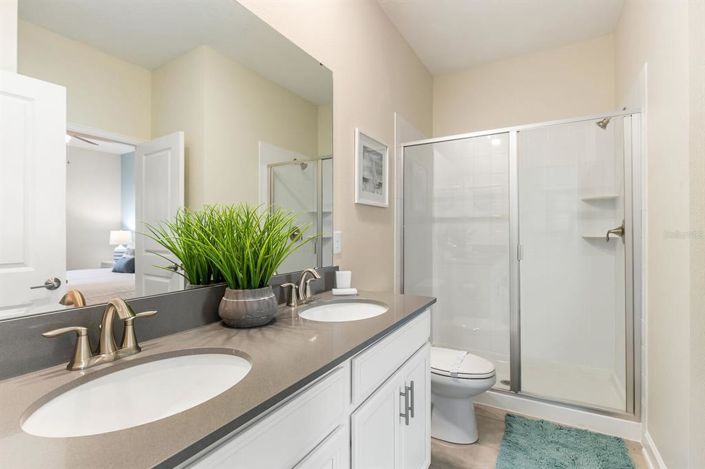 Image No.32-7 Bed House for sale