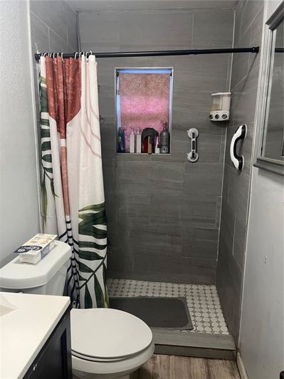 Image No.17-2 Bed Property for sale