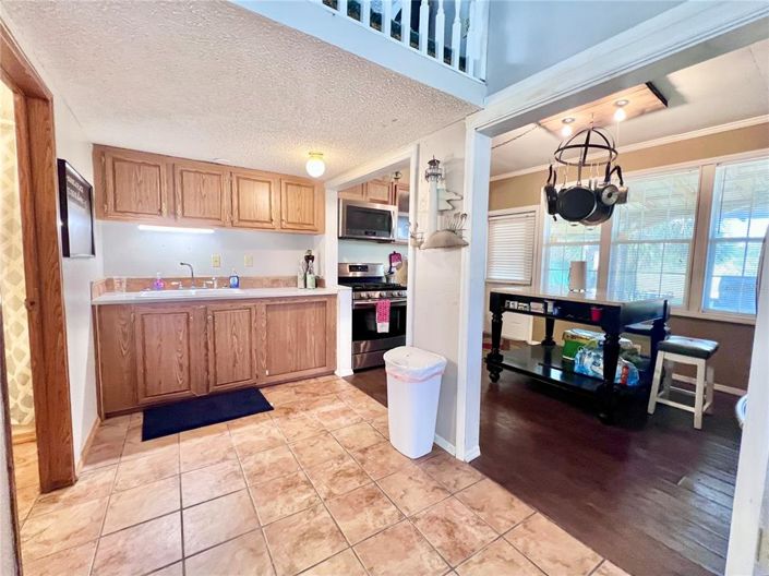 Image No.36-2 Bed Property for sale