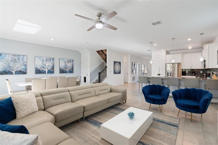 Image No.11-7 Bed Property for sale