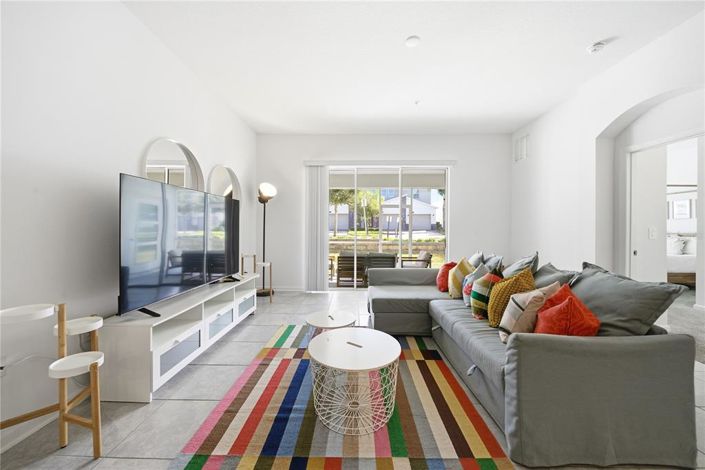 Image No.12-2 Bed Property for sale