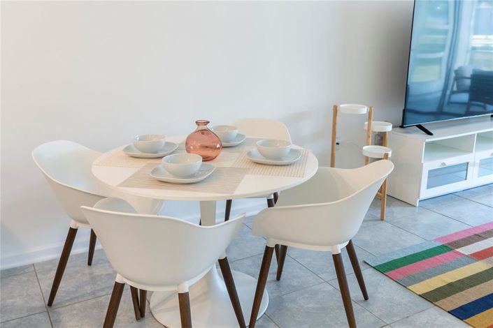 Image No.30-2 Bed Apartment for sale