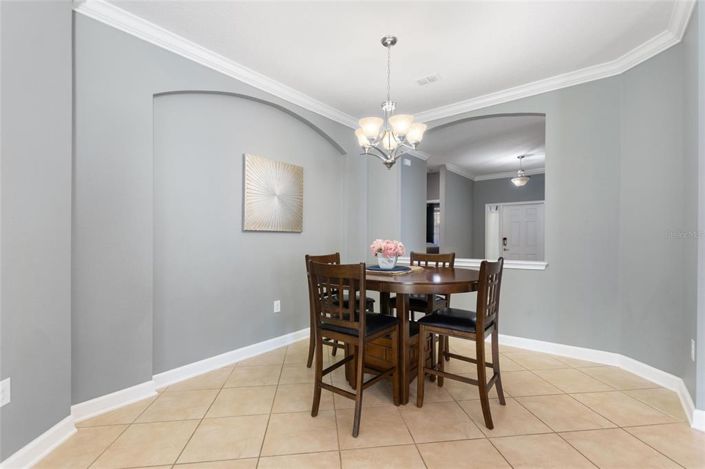 Image No.5-4 Bed Property for sale