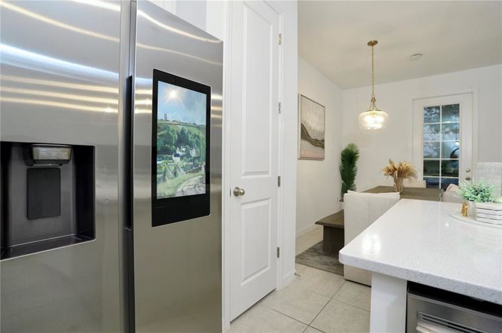 Image No.17-3 Bed Townhouse for sale