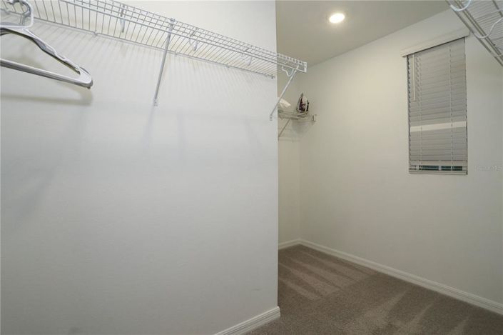 Image No.29-3 Bed Townhouse for sale