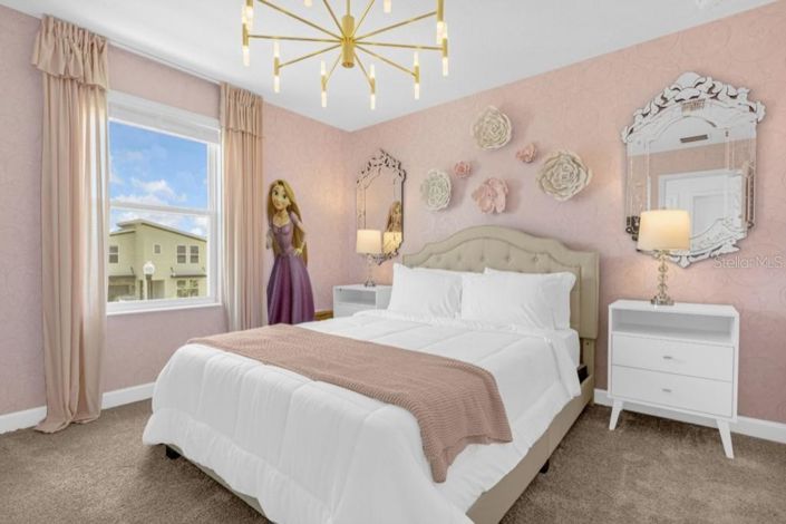 Image No.14-6 Bed Property for sale