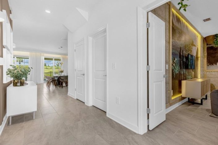 Image No.29-6 Bed Property for sale