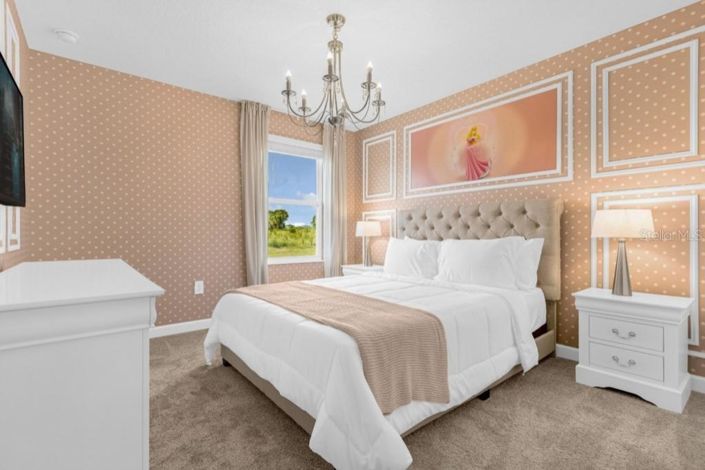 Image No.30-6 Bed Property for sale