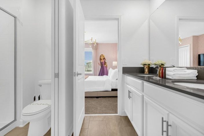 Image No.35-6 Bed Property for sale