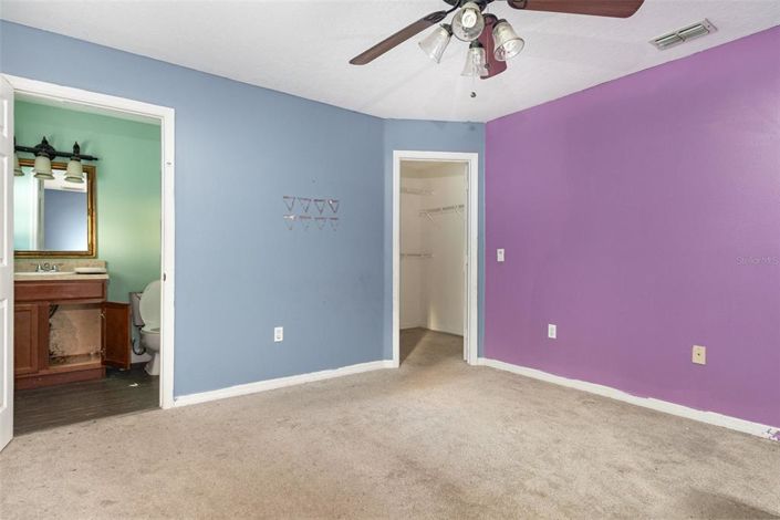 Image No.18-3 Bed House for sale