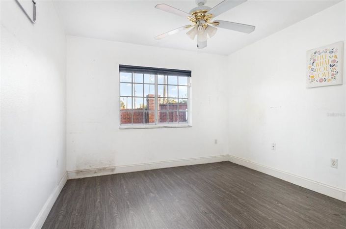 Image No.23-3 Bed House for sale