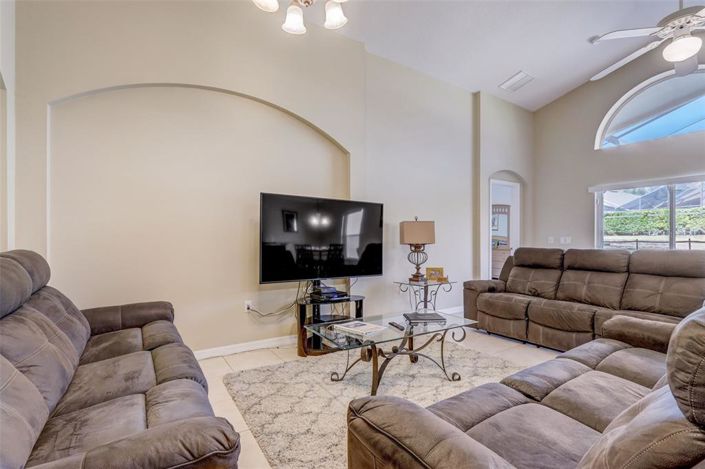 Image No.4-Maison de 4 chambres à vendre à Saint John