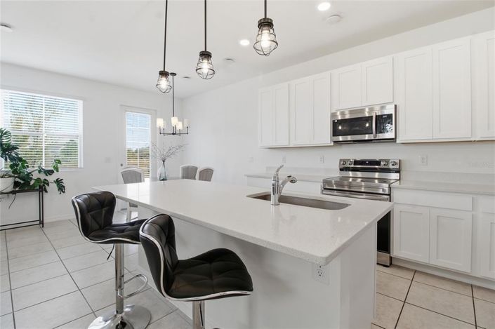 Image No.10-3 Bed Townhouse for sale