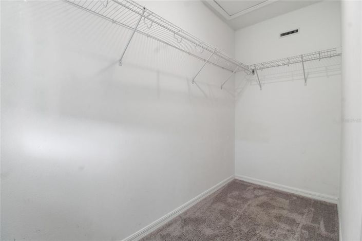 Image No.25-3 Bed Townhouse for sale