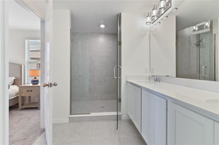 Image No.26-3 Bed Townhouse for sale